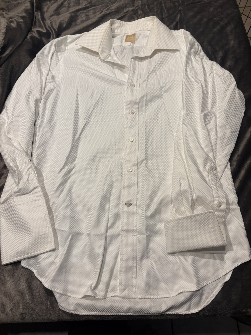 Men's ILE Behar White Textured Dress Shirt - Classic Button-Up